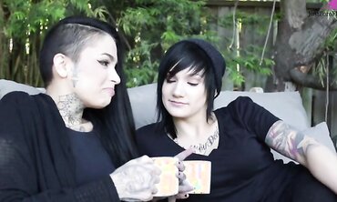 Tattooed Lesbians Play Find The G-Spot With Their Fingers