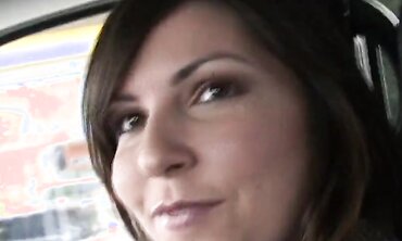 Melanie Scott Enjoys Bareback Sex
