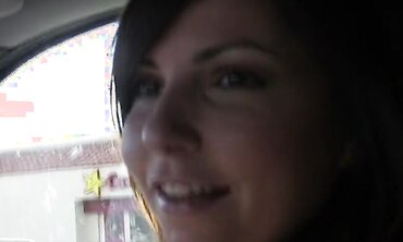 Melanie Scott Enjoys Bareback Sex