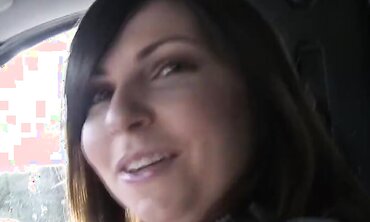 Melanie Scott Enjoys Bareback Sex