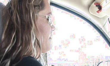 Kelly Leigh Was Found On The National Interracial Cougar Hunt