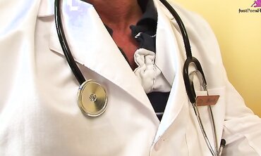Patient/Doctor, Shaved Pussy, Natural Tits, One on One