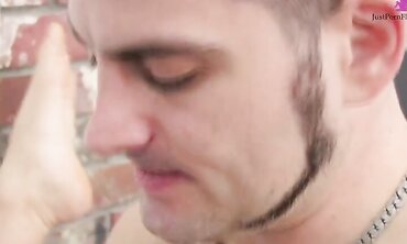 Funky haired blond meets dude on the net and ends up getting her brains fucked out.  Cum shot on tits.