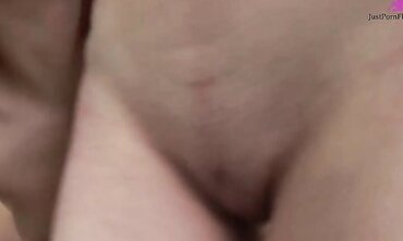 Sexy MILF Babes Eat Pussy and Scissor Fuck