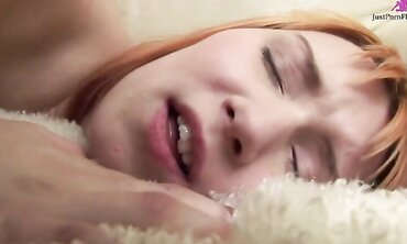 Sexy MILF Babes Eat Pussy and Scissor Fuck