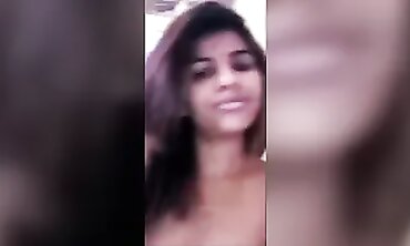 Trichy College Babe Striptease With Boobs And Cunt Showcase