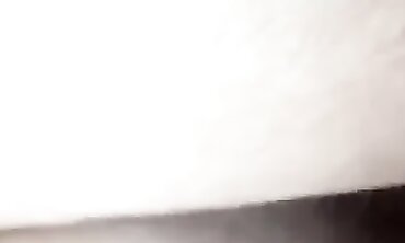 Hotwife Gets Creampie in the Backseat