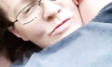 Hotwife Gets Creampie in the Backseat
