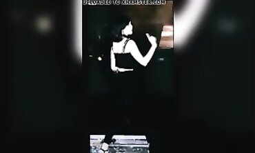 Apink's Hayong gift: Brunette Korean Babe With Hot Geyser