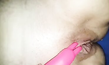Ex-Wife Takes a Knuckle