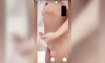 Pinay Nubiles Amateur Selfie