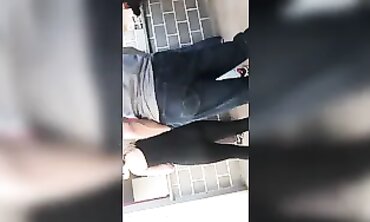 Love's Dance Crew Booty in Yoga Leggings