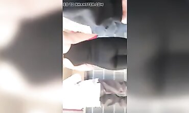 Love's Dance Crew Booty in Yoga Leggings
