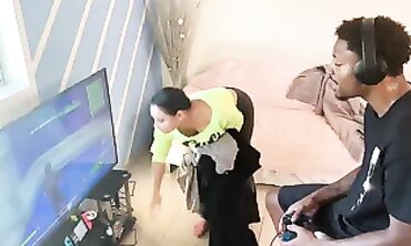Carmela Clutch Fortnite Chronicles Part 1: Amateur Interracial Blowjob