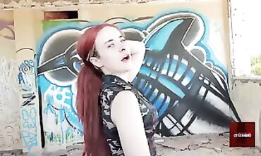 Cute Stepdaughter Satisfies Her Stepdad Outdoors