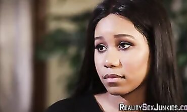 African Lesbian Gets Fingering and Deep Throat