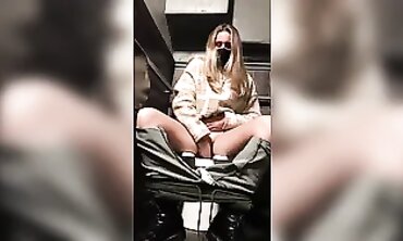 Sensuous Blonde Wiping Her Voluptuous Cunt