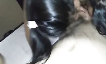 Latina Threesome: Two Brunettes Give Double Blowjob and Facial