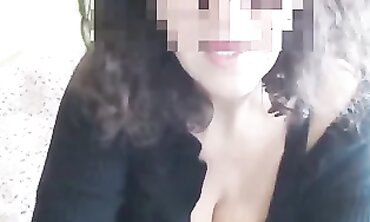 Italian Housewife with Big Tits on Webcam