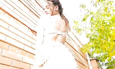 Amelie's Adorable Home Striptease