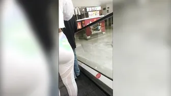 Curvy Cutie Fucks Her Way Through A Pair Of White Leggings