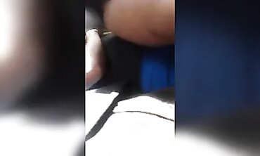 Encoxatriz discreta e morena