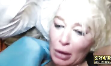 Thicc MILF Cougar Dominates barely legal Stud in Rough Sex