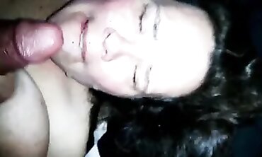 Mature MILF Karen Gets a Creamy Facial Cumshot