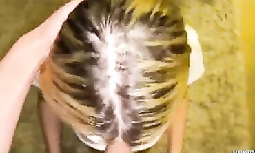 Mature Britni Kitten Enjoys A Sloppy Beach Session With Honey