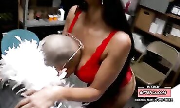 Shopping Spree Gone Wild! Security Guard Catches Shopper Stealing And Fucks Her!