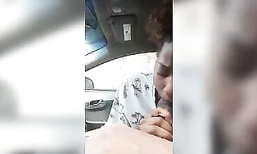 Ebony MILF Takes Amateur Blowjob in Dark Car Outdoors