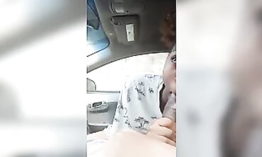 Ebony MILF Takes Amateur Blowjob in Dark Car Outdoors