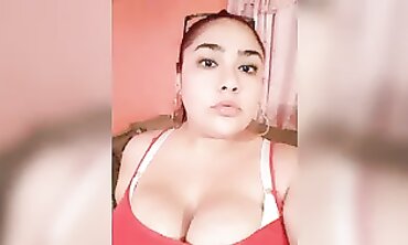 Ney Martinez: Gorda Puta de Facebook
