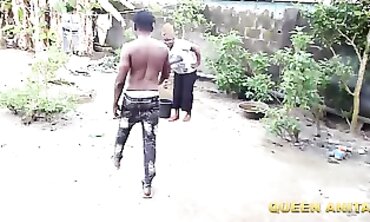 Hot Indian MILF Gets Hardcore Fuck And Cumshot In Local Well