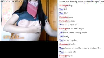 Brunette Webcam Model Flashes Amazing Boobs on