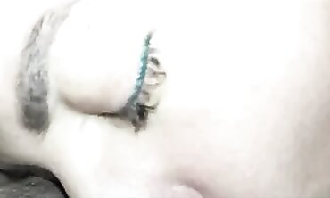 Sweet Mommy Gets Plowed Deep In Her Mouth