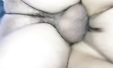 Sweet Mommy Gets Plowed Deep In Her Mouth