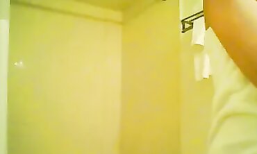 Stunning Paola Squats Nude in the Bathroom
