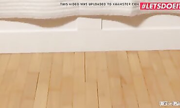 Jasmine Jae: Solo Masturbation with Sex Toys