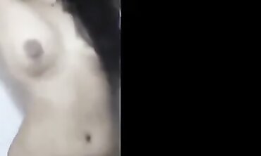 Amateur Asian Girl Exposed In The Shower