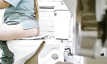 Secret Bathroom Cam: Latina Babe Takes a Douch