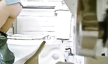 Secret Bathroom Cam: Latina Babe Takes a Douch