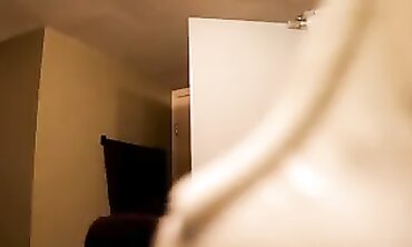 Plump Tattooed Girl Secretly Filmed in Restroom