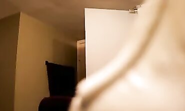 Plump Tattooed Girl Secretly Filmed in Restroom
