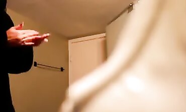 Plump Tattooed Girl Secretly Filmed in Restroom