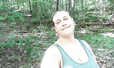 Frangelica Shows Off Her Chubby Belly and Cums in the Park
