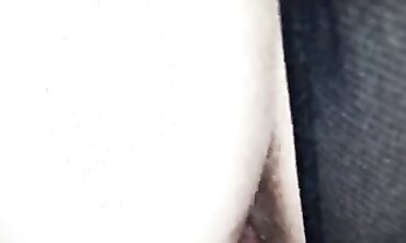Wir hatten Spaß: Reife Milf in Strumpfband und Unterwäsche