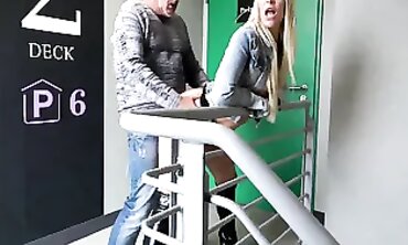 MILF Lara Cumkitten Gets Parked and Banged