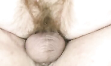 Shaggy MILF Jaws Gasp Climax During 2020 Election