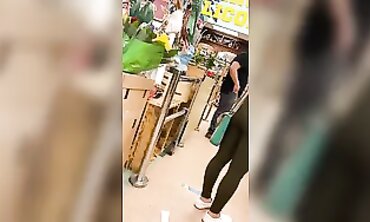 Latina Princess Caught in Candid Supermarket Donk